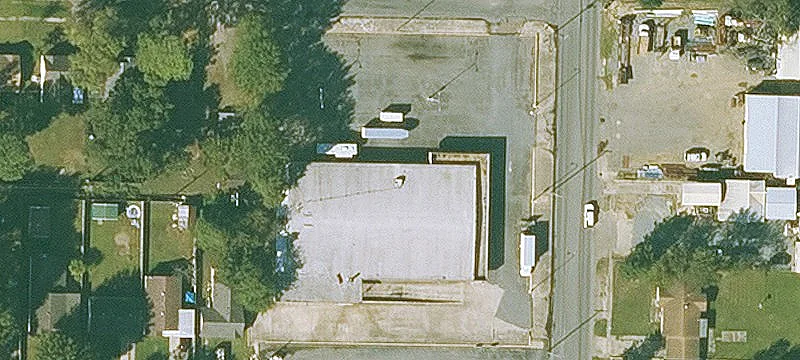 1812 Main St