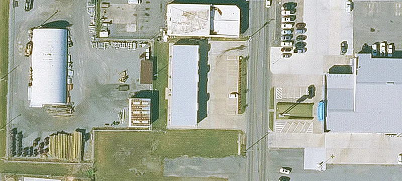 1904 Main St