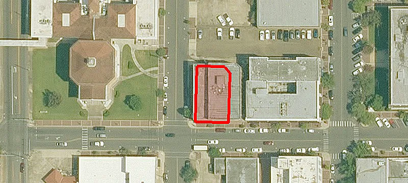 114 Main St