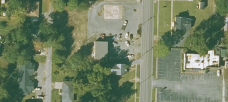 1624 Main St