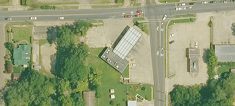 1311 Main St