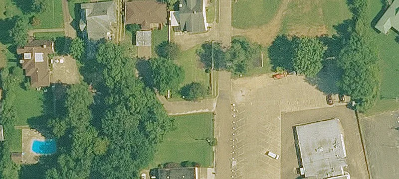 140 Darnell Ave