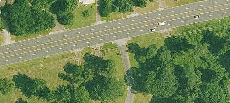 3015 Main St
