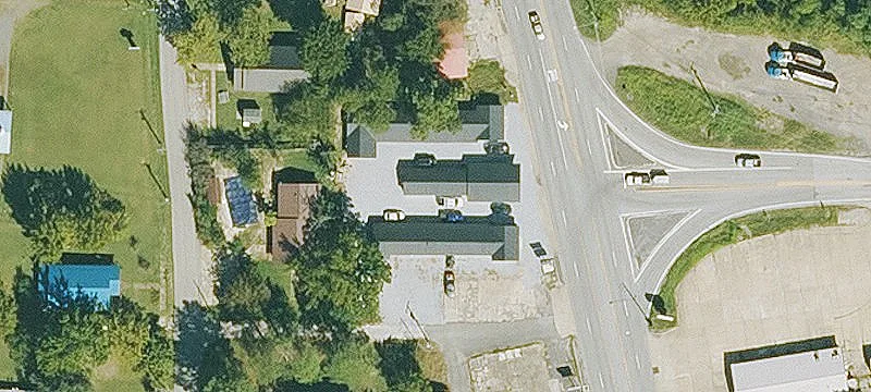 302 Hwy 65th S