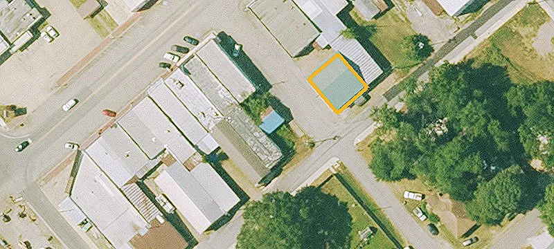 100 2nd St