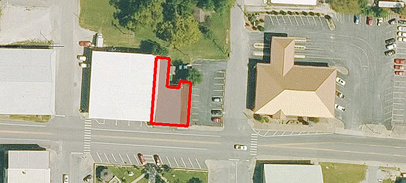 89 Main St