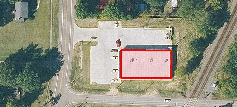 915 Main Ave