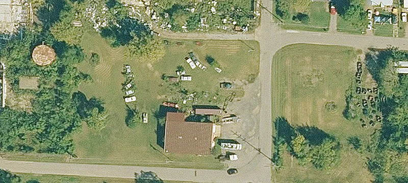 15 Ctr Ave