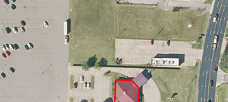 1405 Main St