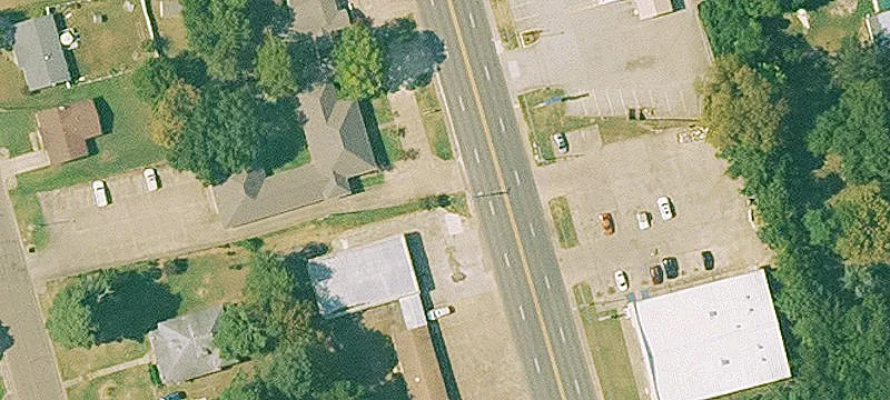 810 Main St