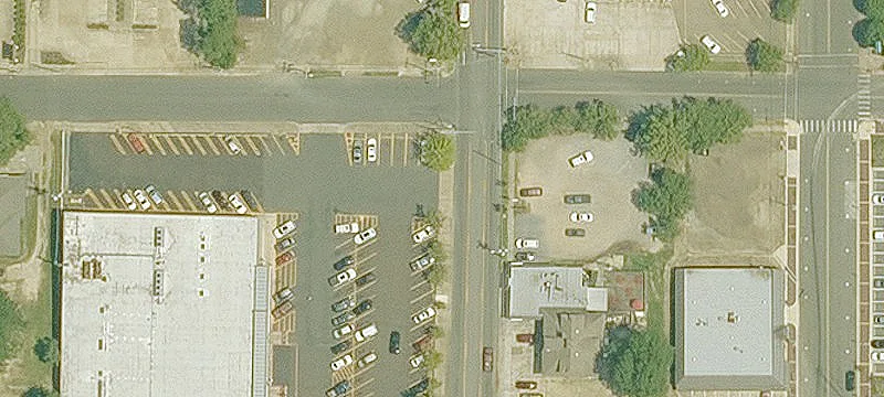 220  Ave