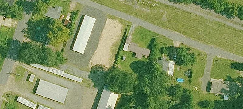 607 Maple St