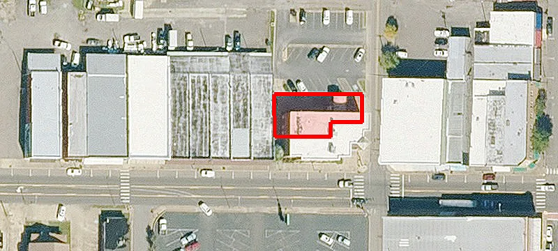 422 Main St