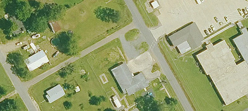 24 1st NE St