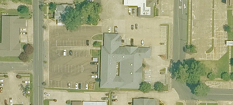 310 Thompson Ave