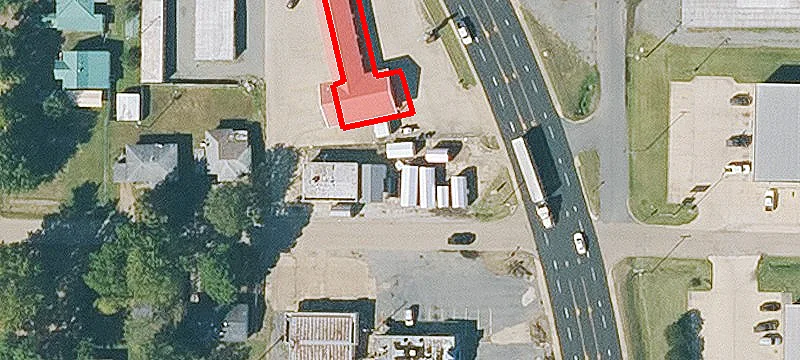 1005 Main St