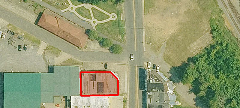 330 Adams Ave
