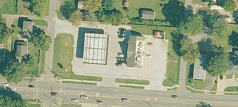 325 Main St