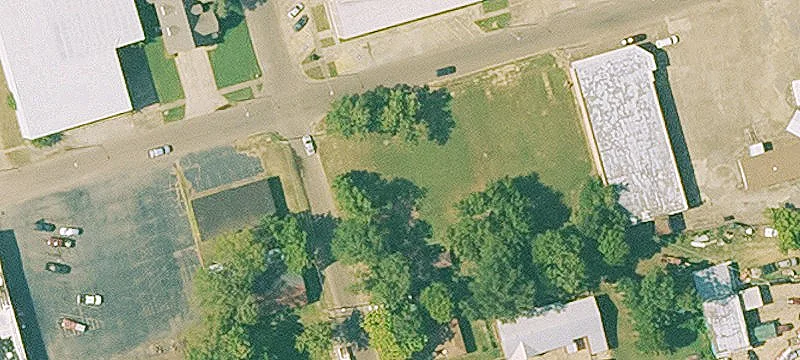 3rd At S Laurel St