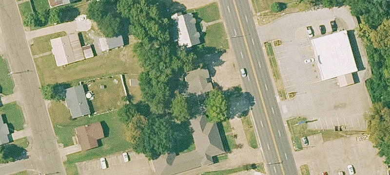 718 Main St
