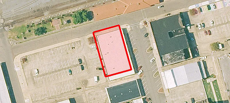 106 Main St