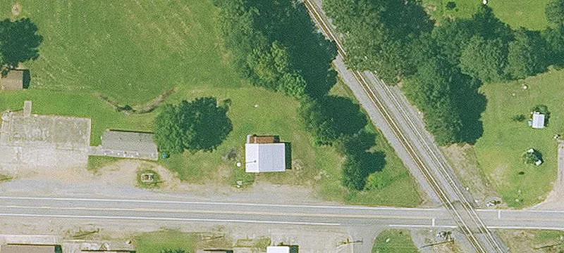 712 High St