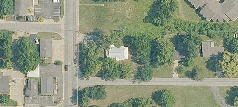 503 College St