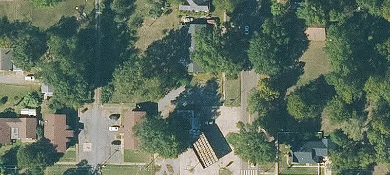 714 Main Ave Beside