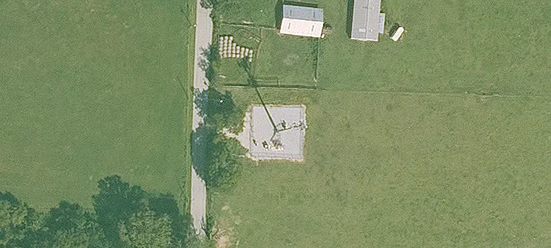 Hilltop Dr