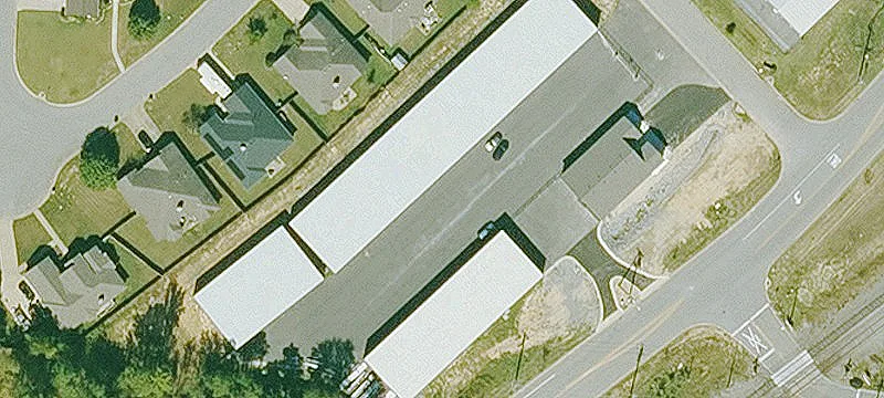 2360 Benton Pkwy