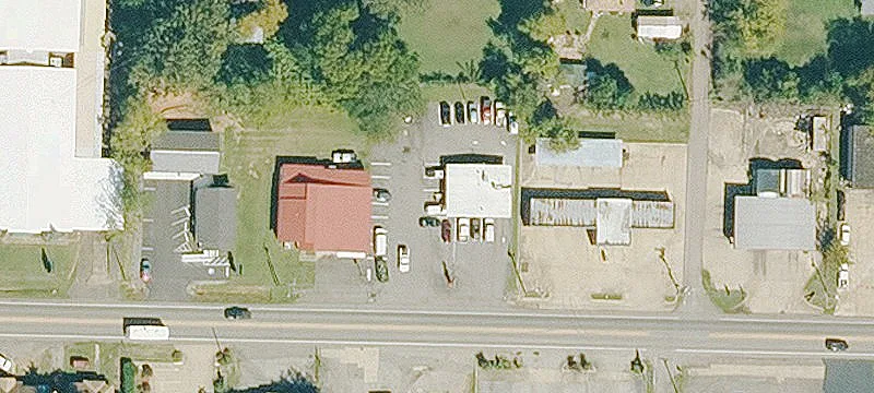 1206 Main St