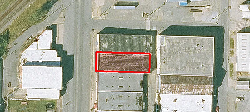 101 Main St