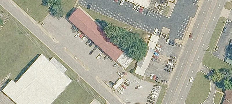 62 Hwy At E Paul Ave