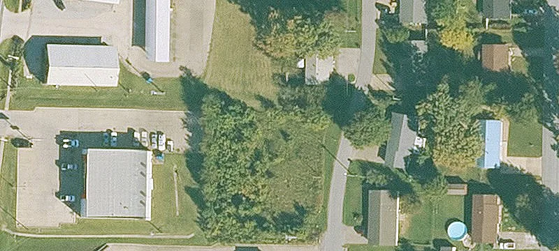Curtis Ave