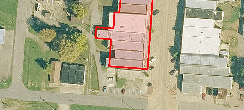 123 Broadway Ave