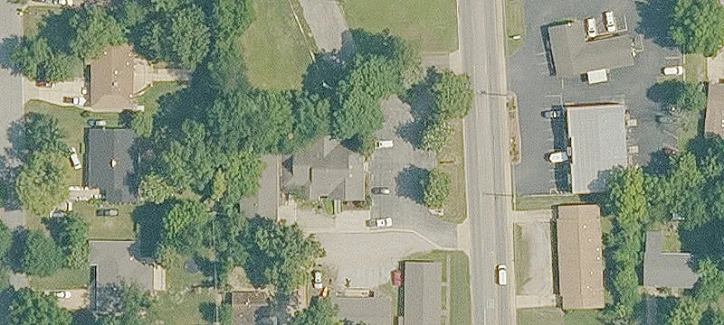 118 College St
