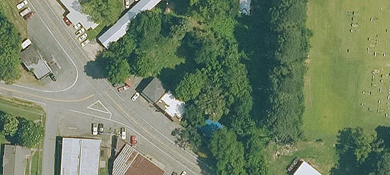 614 Hwy 65th Busb