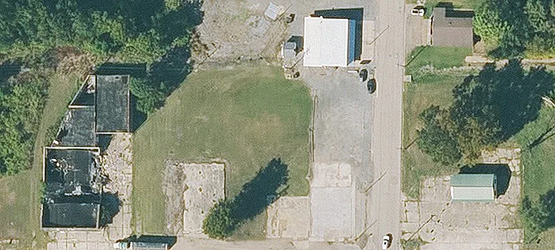 109 Grand Ave