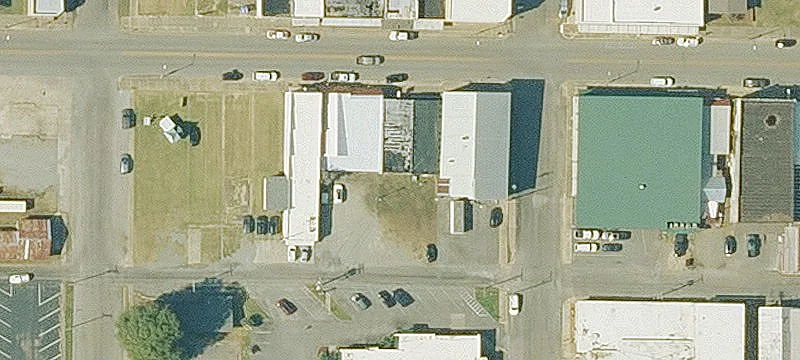 307 Main St