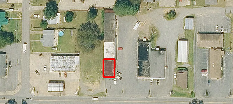 1304 Race Ave