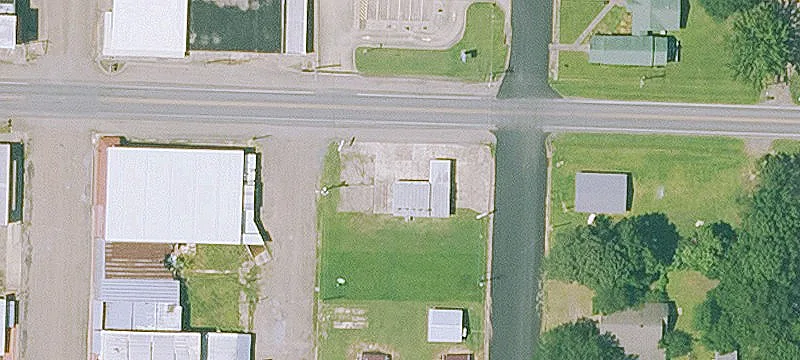 Tracy Lawrence Ave