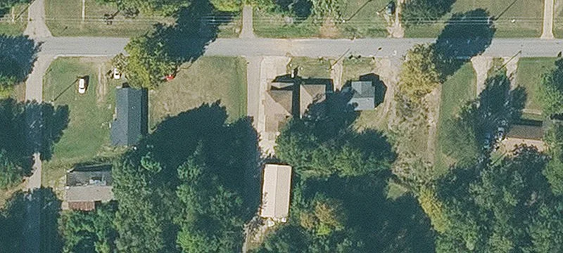 208 Cedar St