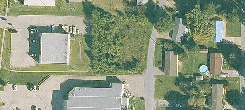 Curtis Ave