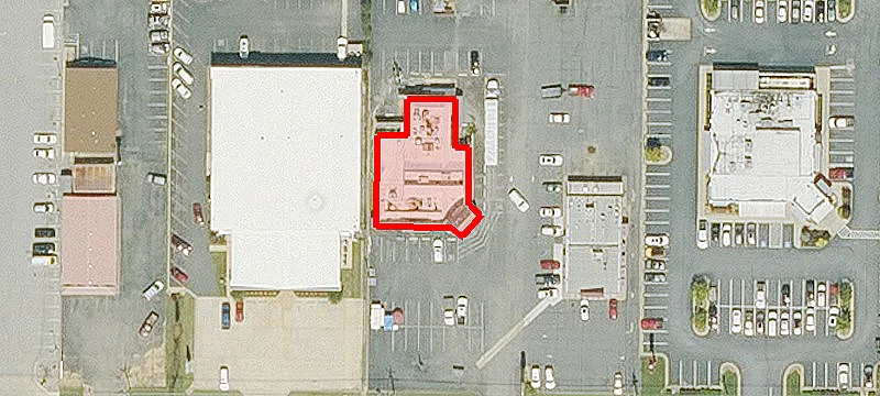 3000 Race Ave