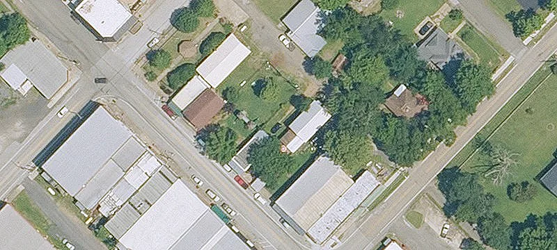 413 Main St
