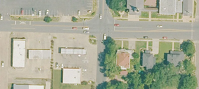 406 Main St