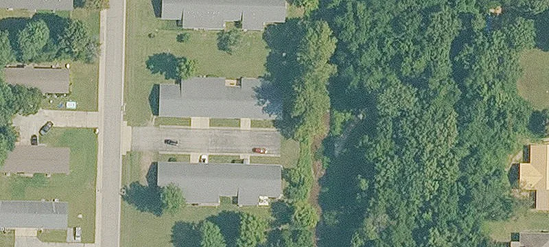 1135 Meadowbrook Dr