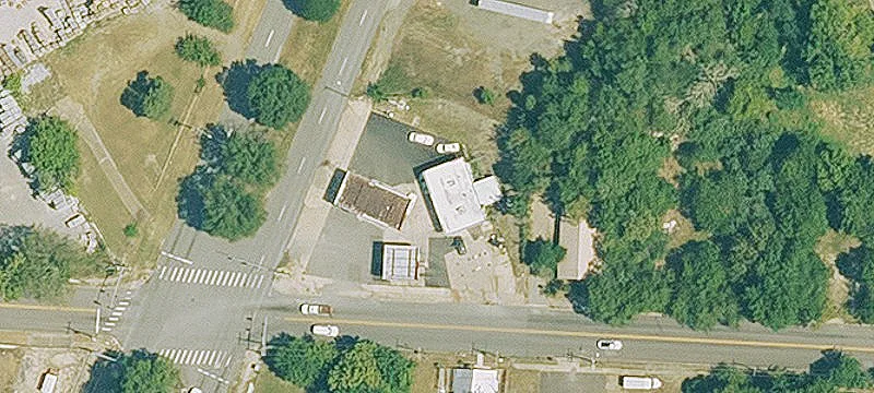900 Grand Ave