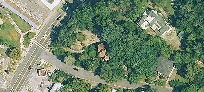 808 Park Ave