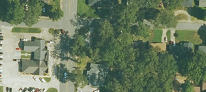 309 James St